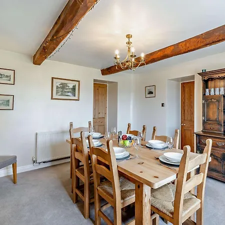 Дом отдыха 4 Bed In Eden Valley 92503