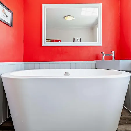 4 Bed In Eden Valley 92503 Дом отдыха *